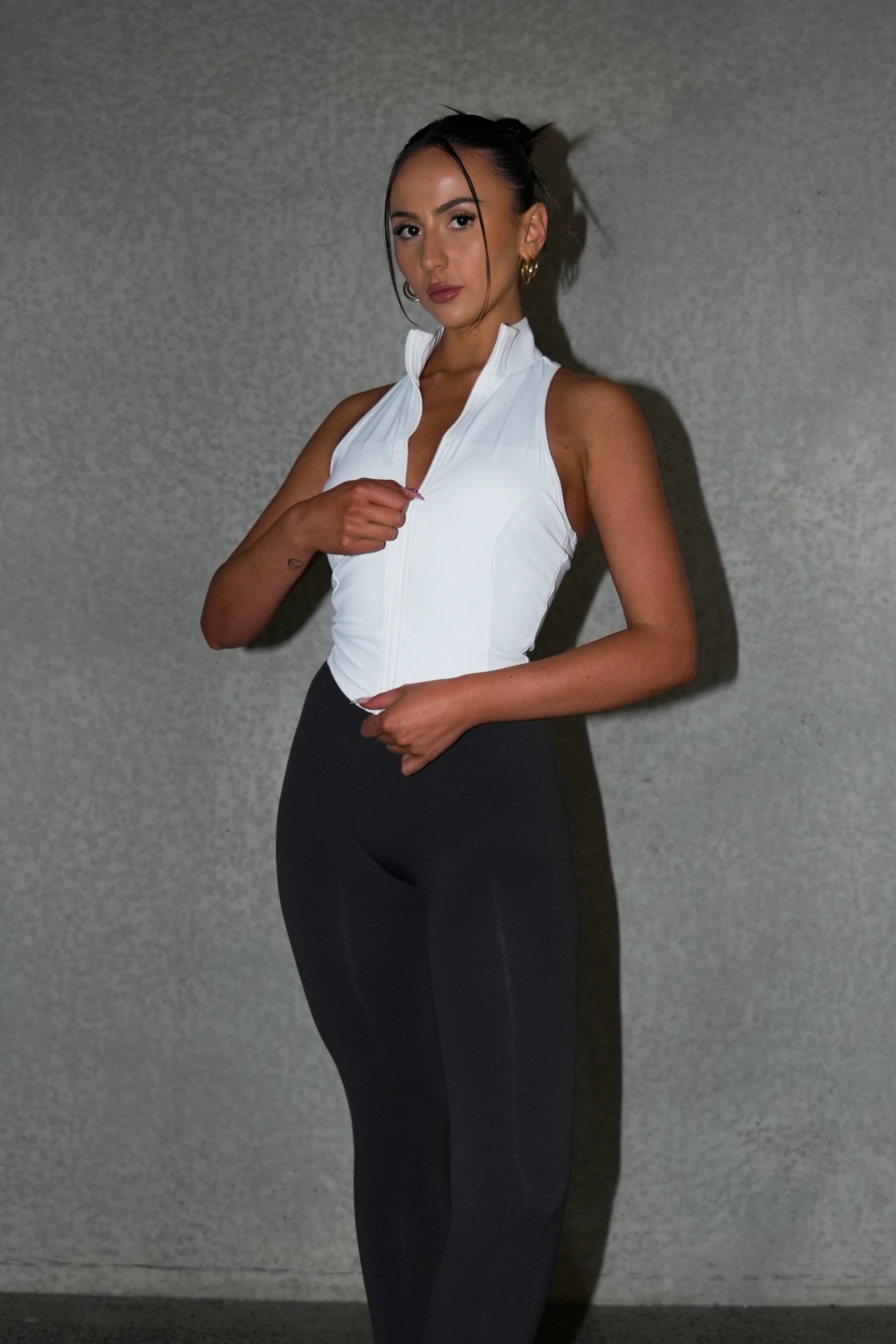 'ROGUE' ZIP UP CROP - WHITE